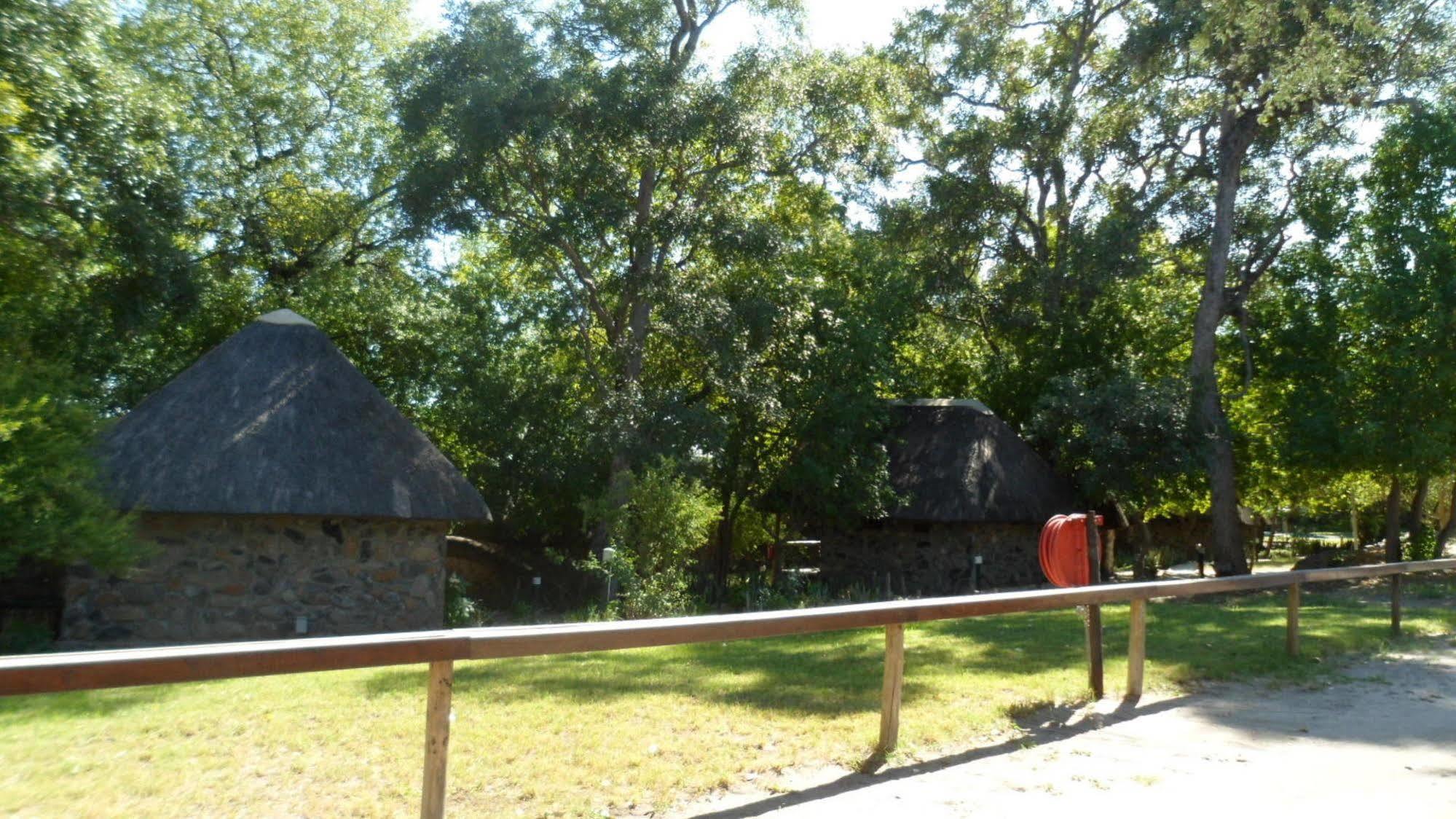 Okavango River Lodge Maun Exterior foto